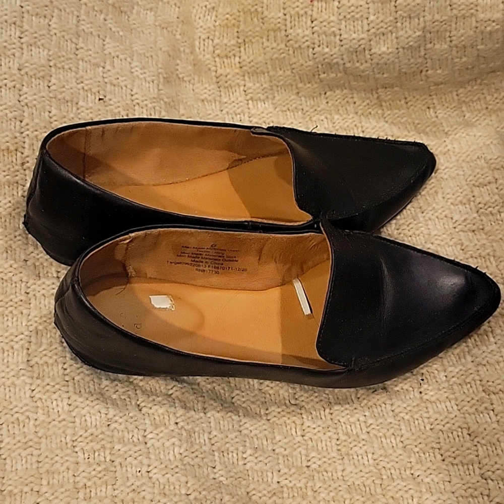 Black flats